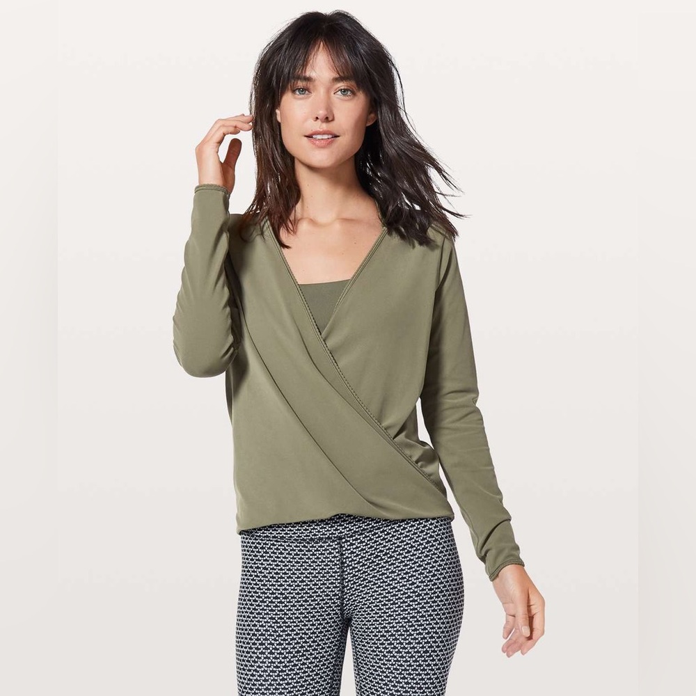 Lululemon Full Freedom Long Sleeve Wrap Top in Sage Green, Women’s size 4/6